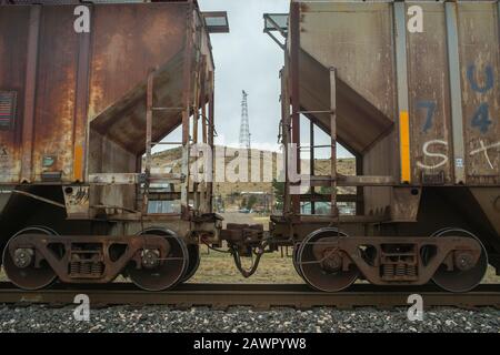 Kohlewagen der Union Pacific Railroad bestehen aus Alpine, einer Kleinstadt in Westtexas. Stockfoto