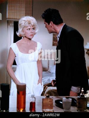 1963, USA: Die Schauspielerin und Sängerin DORIS DAY (* Doris Mary Ann Kappelhoff, geboren am 3. April 1924 Cincinnati, Ohio, USA) mit James Garner, Pubbl Stockfoto