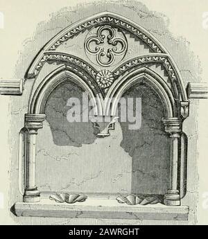 Der Versuch, die Baustile in England von der Eroberung bis zur Reformation zu diskriminieren: Mit einer Skizze der griechischen und römischen Orden . Sedile, Stanwick, Iforthants, c. Li,%^. O.JEWlTr.SC Niclie, Westfront, ieterborougti Catedral, a.d. 1200. Bestehen aus einer Reihe von Bögen, von denen einige abschüssig sind und einige mit einem kleinen, aber nicht sehr sichtbaren Sockel für die Statue.[An der Westfront der Peterborough Cathedral ist eine Reihe von Kreuzbögen, Die abwechselnd mit Statusfenstern besetzt sind.] Sie sind oft unter einem Bogen, ^ Der Sedilie, gruppiert, siehe S. 43. • Bei Uffi Stockfoto