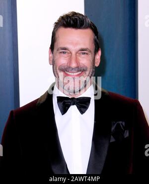 Beverly Hills, Kalifornien, USA. Februar 2020. Beverly HILLS, KALIFORNIEN - 9. FEBRUAR: Jon Hamm besucht die Vanity Fair Oscar Party 2020 im Wallis Annenberg Center for the Performing Arts am 9. Februar 2020 in Beverly Hills, Kalifornien. Foto: Crash/imageSPACE/MediaPunch Credit: MediaPunch Inc/Alamy Live News Stockfoto