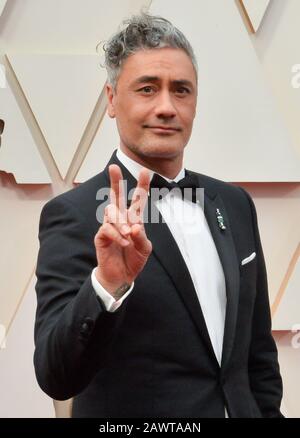 Los Angeles, Vereinigte Staaten. Februar 2020. Taika Waititi kommt am Sonntag, den 9. Februar 2020, für die 92. Oscarverleihung im Dolby Theatre in der Hollywood-Sektion von Los Angeles an. Foto von Jim Ruymen/UPI Credit: UPI/Alamy Live News Stockfoto