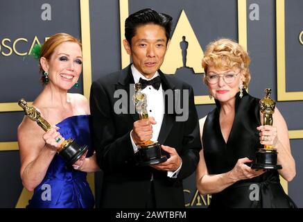 Hollywood, USA. Februar 2020. Hollywood, CA - 9. FEBRUAR: Anne Morgan, Kazu Hiro, Vivian Baker posiert im Presseraum während der 92. Jährlichen Oscarverleihung im Loews Hollywood Hotel am 9. Februar 2020 in Hollywood, Kalifornien. Foto: Christopher Victorio/imageSPACE Credit: Imagespace/Alamy Live News Stockfoto