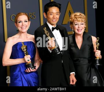 Hollywood, USA. Februar 2020. Hollywood, CA - 9. FEBRUAR: Anne Morgan, Kazu Hiro, Vivian Baker posiert im Presseraum während der 92. Jährlichen Oscarverleihung im Loews Hollywood Hotel am 9. Februar 2020 in Hollywood, Kalifornien. Foto: Christopher Victorio/imageSPACE Credit: Imagespace/Alamy Live News Stockfoto