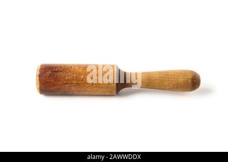 Hölzernen Nudelholz isoliert auf weiss Stockfoto