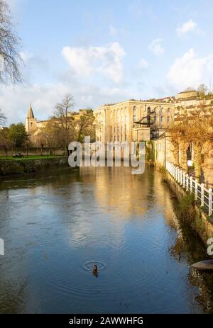 Abbey Mills ehemalige Industriemühle am Fluss Avon in der Stadt Bradford auf Avon, Wiltshire, England, Großbritannien Stockfoto