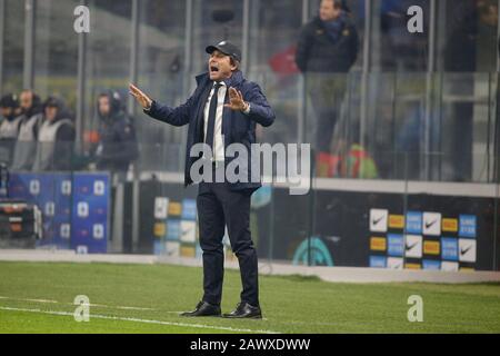 Mailand, Italien. Februar 2020. 09.02.2020, Mailand, Stadio Giuseppe Meazza, Serie A: Inter - Mailand, Trainer Antonio Conte (Inter). Gutschrift: SPP Sport Presse Foto. /Alamy Live News Stockfoto