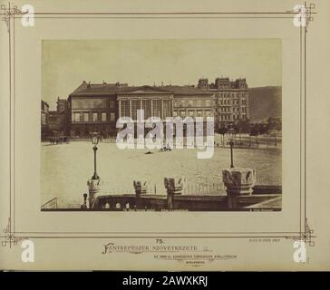 Széchenyi István (Ferenc József) tér a koronázási dombról nézve, szemben a Lloyd palota, 1873-1879. - Budapest, Fortepan 82135. Stockfoto