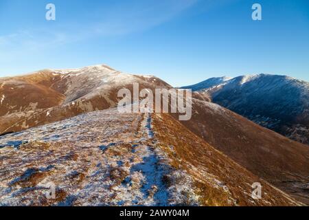 Die Beinn A'Ghlo Range, Braigh Coire Chruinn-bhalgain und Carn nan Gabhar vom Gipfel von Carn Liath Stockfoto