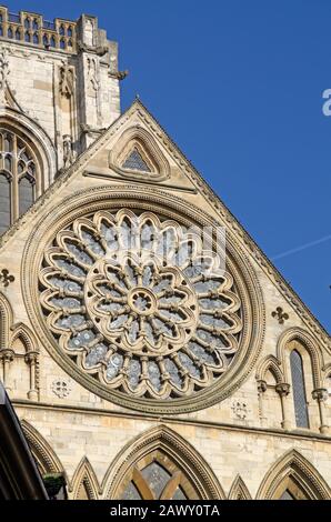 Das Südquerhaus des York Minster Stockfoto