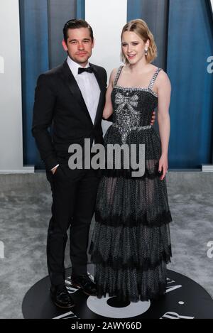 Los Angeles, USA. Februar 2020. Rachel Brosnahan, die am 9. Februar 2020 auf dem roten Teppich auf der Oscar-Party der Vanity Fair 2020 von Radhika Jones im Wallis Annenberg Center for the Performing Arts in Beverly Hills veranstaltet wurde. (Foto von JC Olivera/Sipa USA) Credit: SIPA USA/Alamy Live News Stockfoto