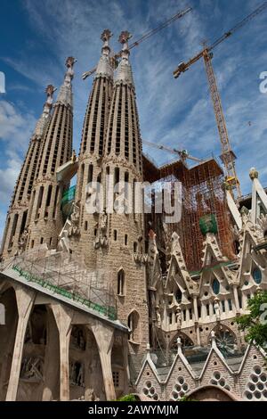 Bau auf Sagrada Familia Steeples Stockfoto