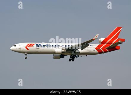 PH-MCS Martinair Holland Cargo McDonnell Douglas MD-11 F Landung am Flughafen London Stansted am 16. März 2009. Stockfoto