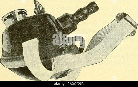 Narkologie : ein Handbuch der Wissenschaft über die allgemeine und lokale Schlagerei (Narkosen und Methoden der lokalen Anasthesie) : in 2 Bänden mit zahreichen Abbildern . Abb. 5-^.Chloroformsauerstoffappavat vergrössert.. Abb. 54. Maske mit Befestigungs- richtlinie für obige Chloro-Formsauerstoff-Apparat. - 206 - narkose von Wohlgemut und Prof. Dr. Michaelis hier erwöhnen.Dieselben werden von der "Sauerstoff-Fabrik in Berlin hergestelltundbilden sowohl einen Apparat für die Inhalation von Sauerstoffallein, die wir eben bei Unfällen whrend der^-Narkose mit sich bringen Stockfoto
