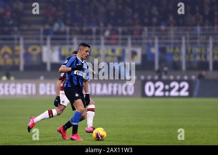 Mailand, Italien. Februar 2020. Italienische Serie A. Fc Internazionale vs. Ac Mailand. Alexis Sanchez vom FC Internazionale. Stockfoto