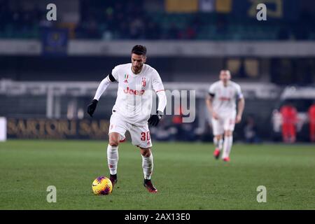 Verona, Italien. Februar 2020. Italienische Serie A. Hellas Verona Fc vs. Juventus Fc. Rodrigo Bentancur vom FC Juventus. Stockfoto