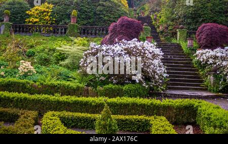 Schön gestalteter Garten in der Stadt Bantry, County Cork, Irland. Stockfoto