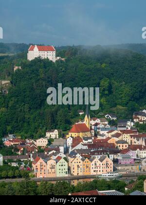Blick auf Riedenburg, Altmühltal, Bayern, Deutschland, Altmühltal, Bayern, Deutschland Stockfoto
