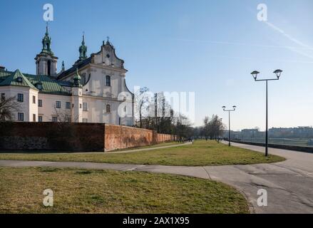 Skalka: Kirche des Heiligen Erzengels Michael und des hl. Stanislaus, Bischof und Märtyrer und Pauliner Kloster in Krakau, Polen Stockfoto