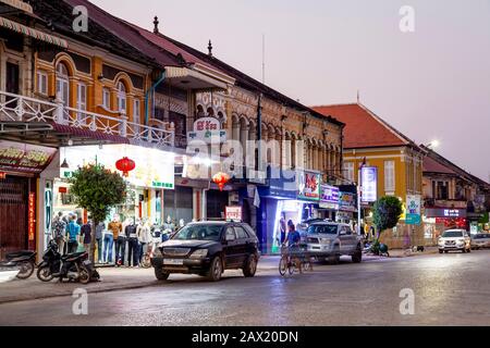 Gebäude Aus Der Kolonialzeit, Battambang, Kambodscha. Stockfoto