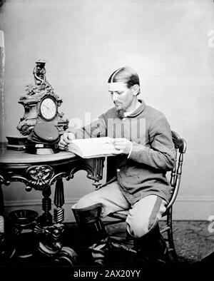 1865, Washington Navy Yard, D.C., USA: Thomas P. ' Boston ' Corbett (1.832 - mutmaßlich tot 1894) war der Soldat der Unionsarmee, der Abraham Lincoln's Assassin, John Wilkes Booth, erschossen und getötet hatte. Der Präsident der USA, ABRAHAM LINCOLN (* 1809; † 1865). Foto von Mathew Brady (1823-1896) - Presidente della Repubblica - Stati Uniti - USA - Ritratto - Portrait - Abramo - cacciatore di taglie - COSPIRAZIONE -- Archivio GBB Stockfoto