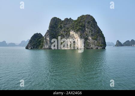 Malerische Aussicht auf Meer, klarer Himmel Stockfoto