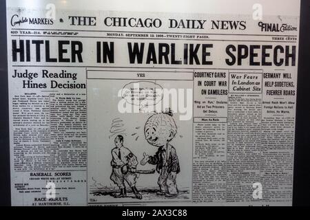 Überschrift "Hitler in warlike Speech", Chicago Daily News 12. Sept. 1938, Dokumentationszentrum Nazi-Party-Rallye-Gelände, Nürnberg, Bayern, Deutschland. Stockfoto