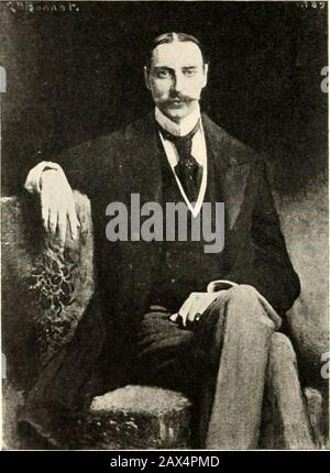 Männer und Frauen Amerikas; ein biografisches Wörterbuch der Altersgenossen . 80 becamea Mitglied von Tlie Firm von Renwick, Aspin-Wall & Russell, das später zu itspiesent Style von Renwick, Aspinwall &Tucker wechselte. Er war Architekt der Second Stock Exchange, der American Society Forthe Prevention of Cruelty to Children, anddas der Society for the Prevention of Cruelty to Animals; einer großen Anzahl von Ho-Pitals (Scarlet-Fieber und Department Hos-pitals. New York City. Stony Wold Sani-tarium. .iirondack Cottage Sanitarium,New ^()^k liilirniaiy for Women andChildren), olliee Buildings, apartmentlious Stockfoto