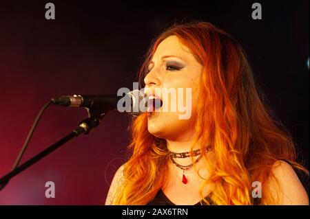 Bognor Regis, Großbritannien. Januar 2019. Madonnatron treten auf dem Rockaway Beach Festival auf. © Ken Harrison Stockfoto