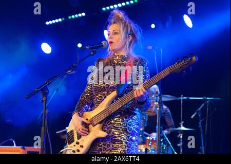 Bognor Regis, Großbritannien. Januar 2019. Madonnatron treten auf dem Rockaway Beach Festival auf. © Ken Harrison Stockfoto