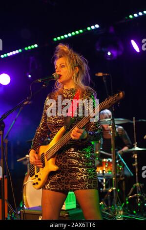 Bognor Regis, Großbritannien. Januar 2019. Madonnatron treten auf dem Rockaway Beach Festival auf. © Ken Harrison Stockfoto