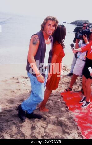 Malibu, Kalifornien, USA 7. Juli 1995 Schauspieler Jaason Simmons besucht die "Clueless"-Premiere am 7. Juli 1995 in Leo Carrillo Beach in Malibu, Kalifornien, USA. Foto von Barry King/Alamy Stock Photo Stockfoto