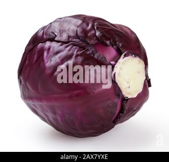 Rotkohl auf weißem Hintergrund mit Freistellungspfad isoliert Stockfoto