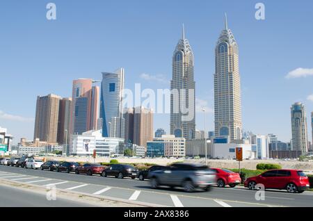 Al Kazim Towers in Dubai, Vereinigte Arabische Emirate. Stockfoto