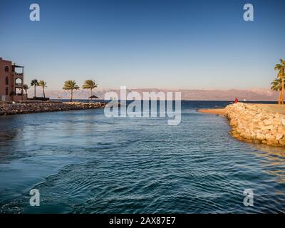 Touristenort in Aqaba Jordan, wo alle Fähren aus Ägypten landen Stockfoto