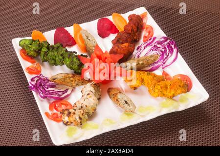 Seekh Kebab Huhn, köstliche indische Vorspeise aus gemahlenem Hackfleisch Stockfoto