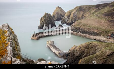 Mullion Harbor on the Lizard, Cornwall Stockfoto