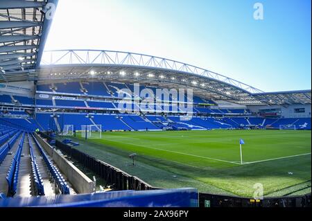 Im Amex Stadium vor dem Premier League-Spiel zwischen Brighton und Hove Albion und Watford im Amex Stadium Brighton, Großbritannien - 8. Februar 2020 - nur redaktionelle Nutzung. Kein Merchandising. Für Football Images gelten die Einschränkungen für FA und Premier League inc. Keine Internet-/Mobilnutzung ohne FAPL-Lizenz - für weitere Informationen wenden Sie sich an Football Dataco Stockfoto