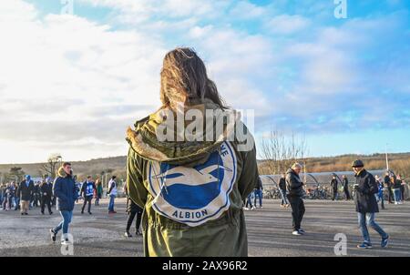 Brighton Fans vor dem Premier-League-Spiel zwischen Brighton und Hove Albion und Watford im Amex Stadium Brighton, Großbritannien Stockfoto