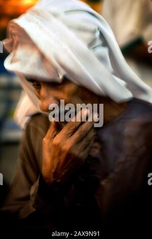 Porträt eines alten Emiraten, Dubai, VAE. Stockfoto