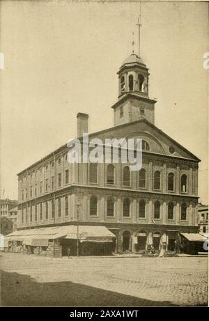 In und über das historische Boston. ALTES STATH-HAUS. V.ASHINGTON AND STATE STREETS.1713 Errichtet. Das Massaker von Boston ereignete sich nur wenige Meter von dem Thisbuilding, 5. März 1770. Hier General Clinton. Howe und Gage führten vor der Schlacht von Bunker Hill einen stadtratskrieg. Vom Balkon aus reviewte Washington die amerikanische Armee am Ende der Belagerung von Boston. Es wurde als Town House, Court House, State House und City Hall genutzt. FANEUIL HALL. Faneuil SQUARE.The Cradle of Liberty, 1742 von Peter Faneuil erbaut und in Thetown präsentiert. 1761 durch Brand beschädigt. Im Jahr 1764 neu gewidmet. In den Jahren pr Stockfoto