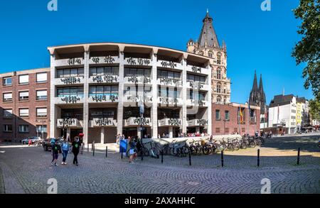 Köln, Deutschland. Etwa Im September 2019. Bau des Rathauses zur Feier von standesamtlichen Hochzeiten Stockfoto