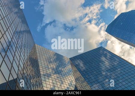 Architektonische Bauwerke in der Innenstadt von Calgary, Alberta, Kanada. Stockfoto