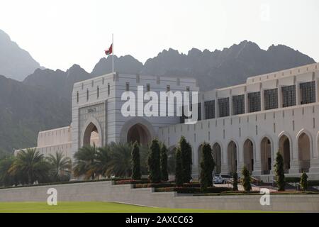 Muscat/Oman - 11. Februar 2020: Der Rat von Oman (parlament) im Distrikt Al Bustan der Hauptstadt Muscat des Landes Stockfoto