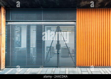 Eingang zum modernen Geschäftsbetrieb, Immobilienkonzept Stockfoto