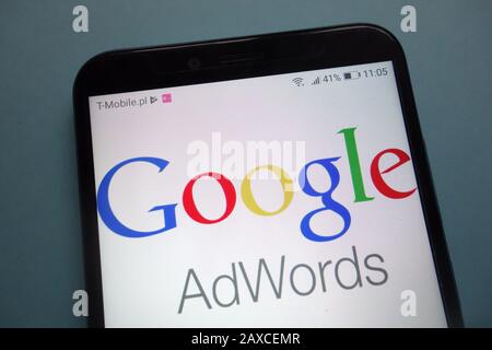 Google AdWords Logo auf Smartphone Stockfoto