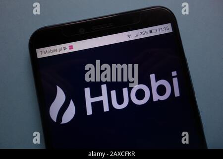 Huobi Cryptocurrency Exchange Logo auf Smartphone Stockfoto