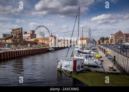 Gdansk, Polen - 03. august 2016: Aus dem Danziger Hafen Stockfoto