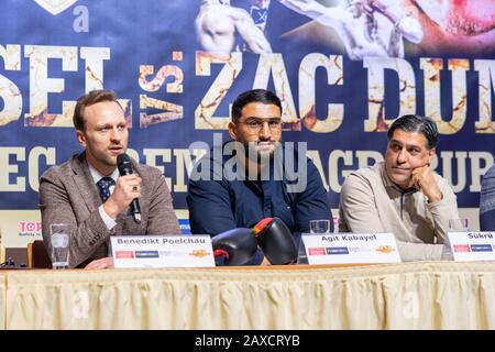 Agit Kabel; Benedikt Poelchau; Boxen; Magdeburg; Presse; Pressekonferenz; SES; Sükrü Aksu; Stockfoto