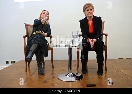 Auslandspresse-Briefing mit Nicola Sturgeon SNP-Chef, schottischer Abgeordneter am 11. Februar 2019 im Carlton House, London, Großbritannien Stockfoto