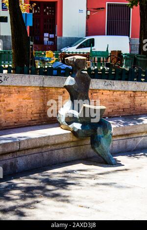 Statuen auf der Plaza del Dos de Mayo, Madrid Stockfoto